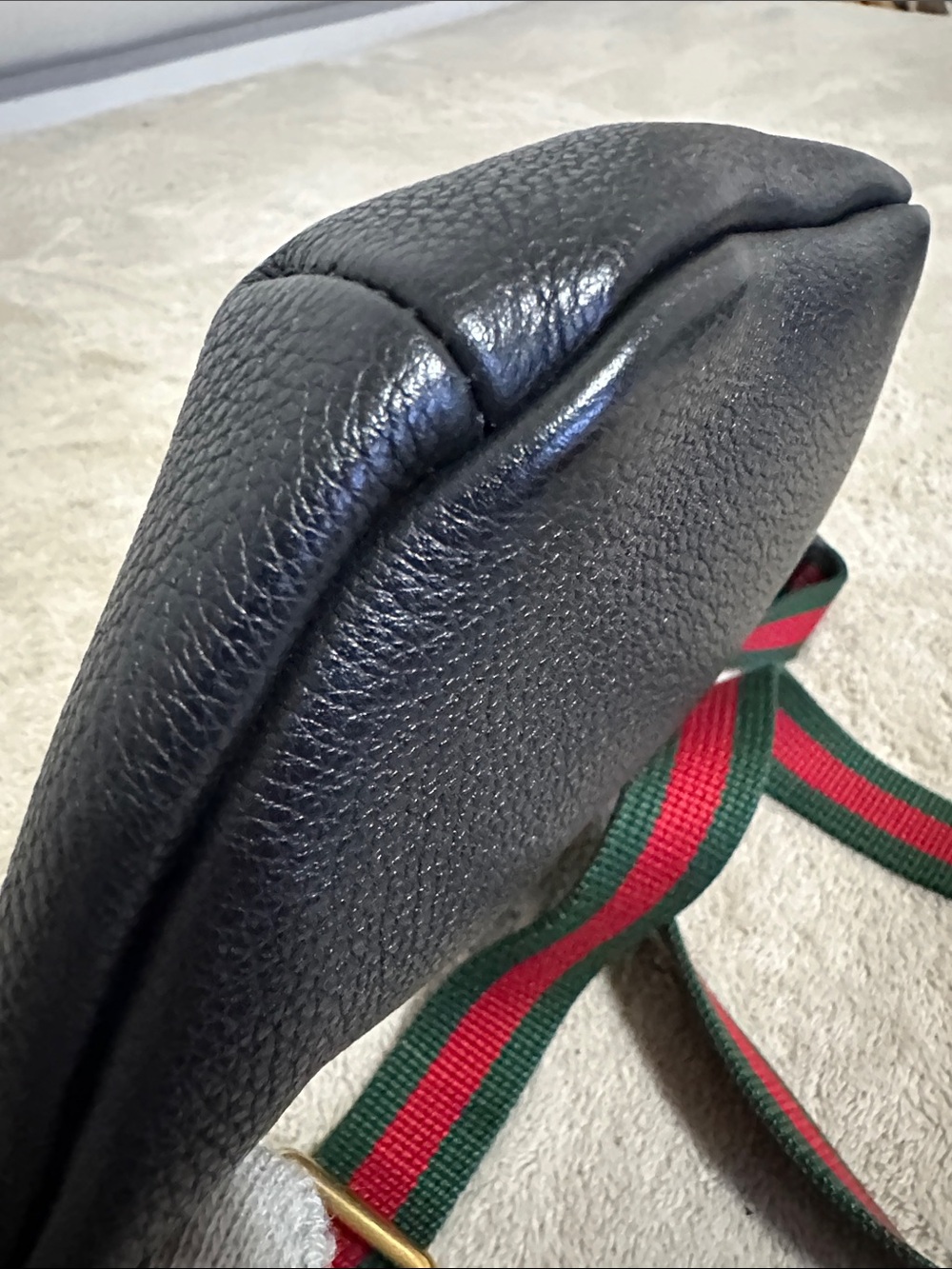 Gucci Black Leather Logo Belt/Crossbody Bag with Sherry Line - Picture 11 of 15